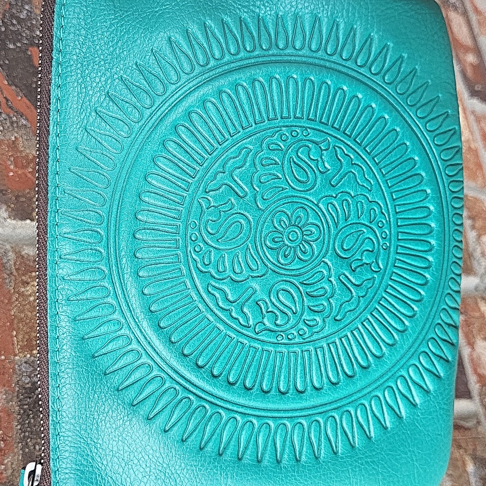 Patricia Nash Cassini Wristlet - Picture 9 of 10